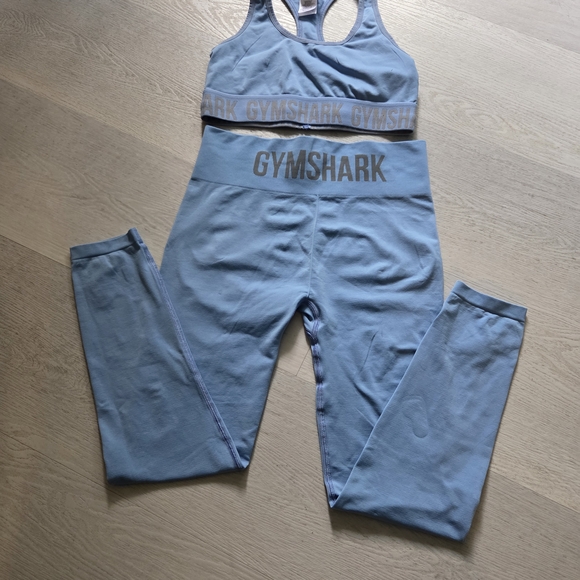 Gymshark Light Blue Activewear Set - Picture 5 of 8